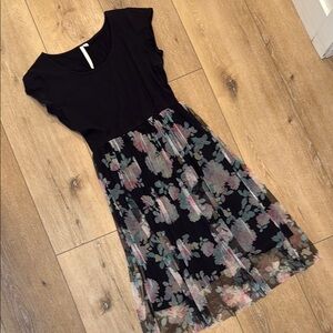 LC Lauren Conrad Black Top